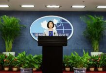 国台办对国民党元老郝柏村逝世表示深切哀悼