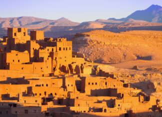 27名滞留摩洛哥港人正乘专机往广州 再由专车接返港