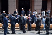 蘇貞昌今天在行政院會率內閣總辭 讚最強團隊