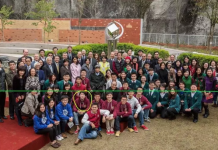 港大吊唁何鸿燊照片裁掉梁天琦惹骂声