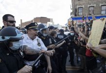 反种族歧视示威延烧 《环球时报》借美骚乱评港示威