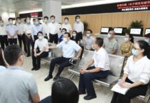 李克强对中国经济乐观 指今年可正增长