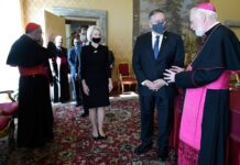 蓬佩奥到访梵蒂冈 教廷称气放与亲切 中方坚决反对与强烈谴责