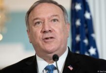 蓬佩奥加入智库 彭斯回家乡暂无固定居所