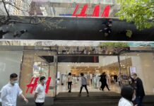 “#H&M碰瓷新疆棉花”的标签在微博上成为热搜