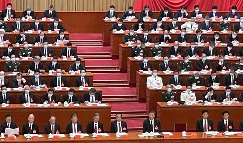 中共二十大今天閉幕：新一屆中委和中紀委名單出爐，通過黨章修正案