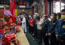 兔年吉祥 – 華人迎來解除防控後的首個春節