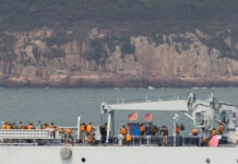 解放軍環台:10小時內各型機70架次、增至11艘次  路透:雙方軍艦台海中線對峙