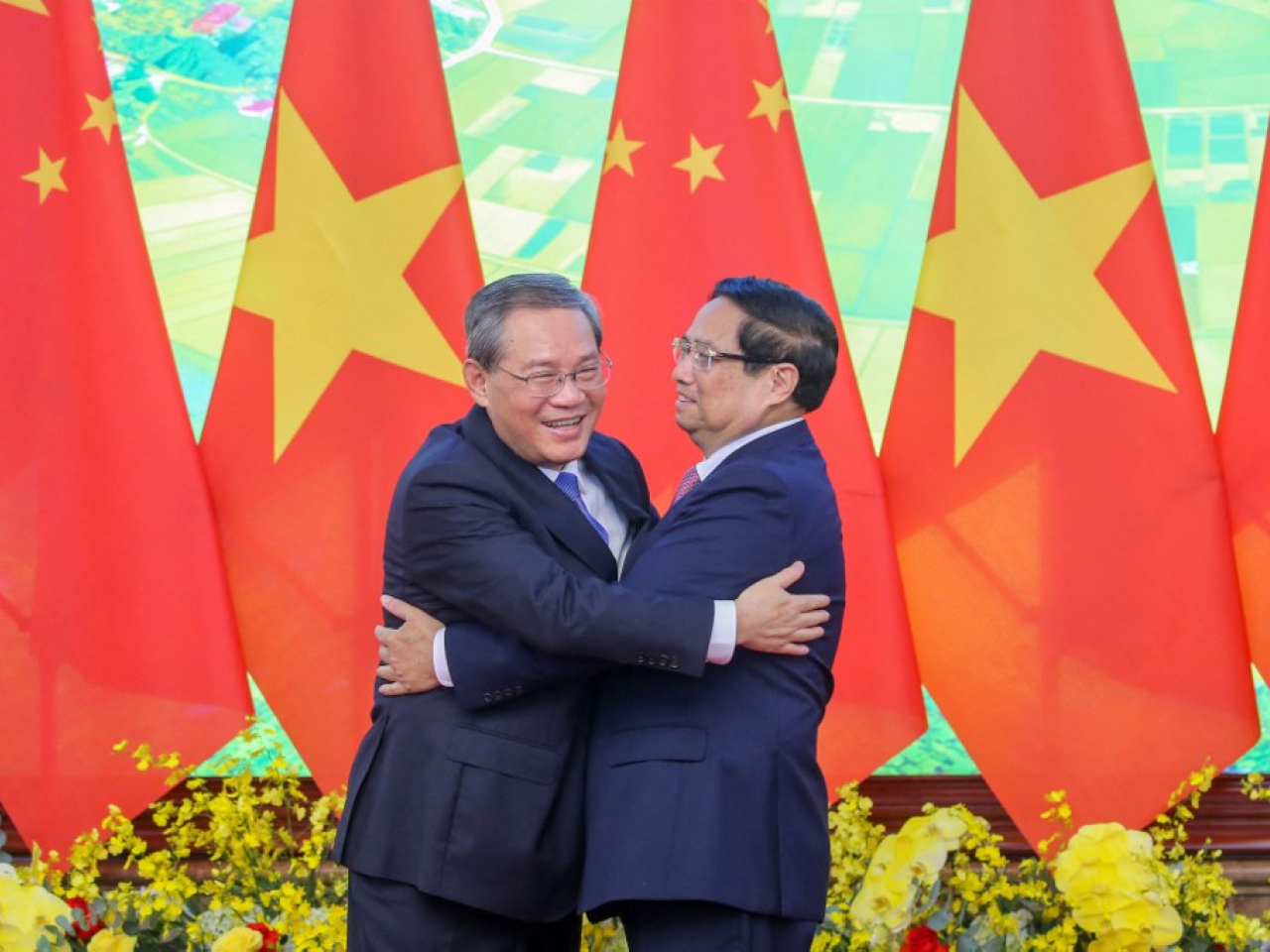 越南與中國簽署10項經濟協議