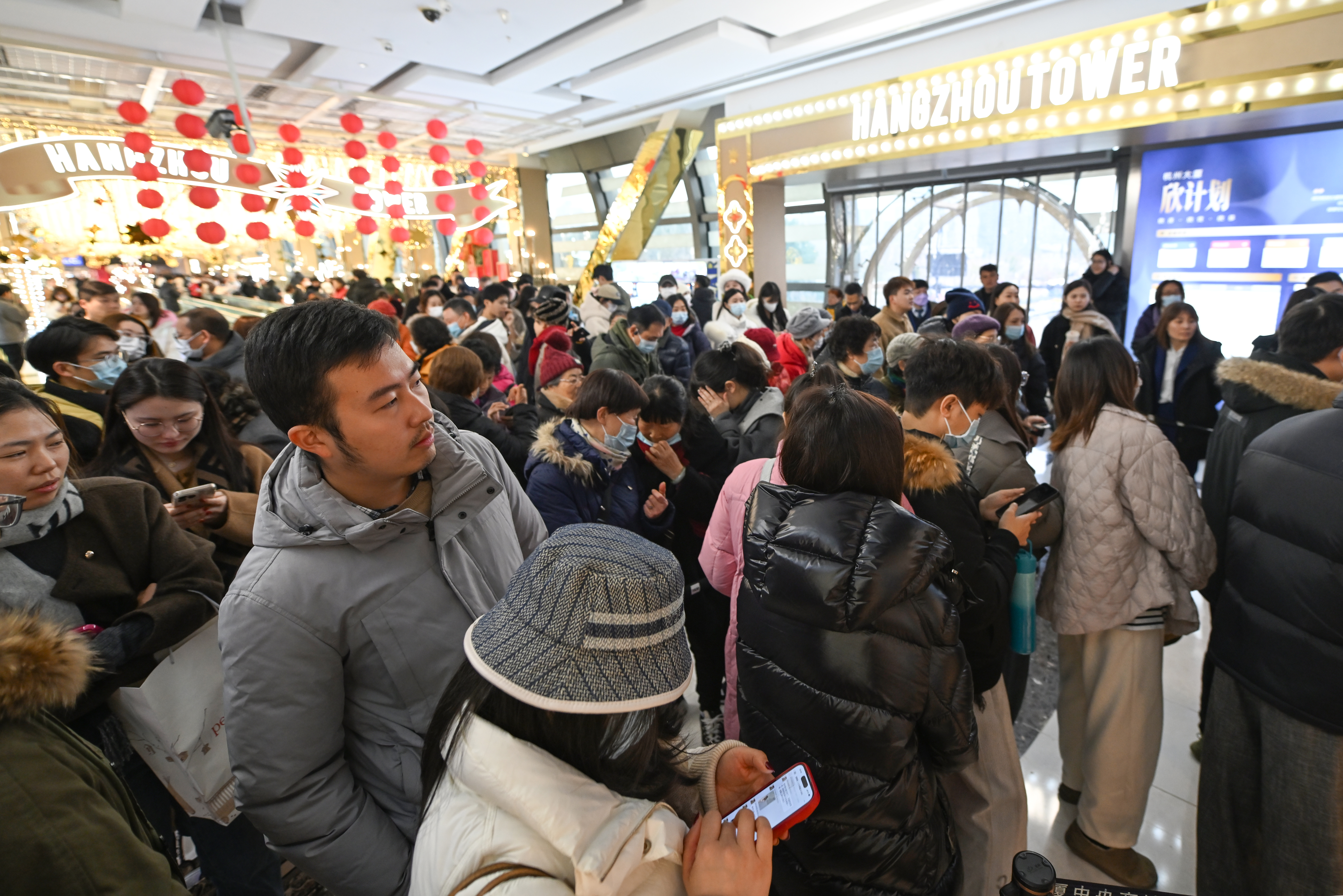 （新聞網事）國際金價上漲帶動淘金熱 中國年輕人含“金”量高