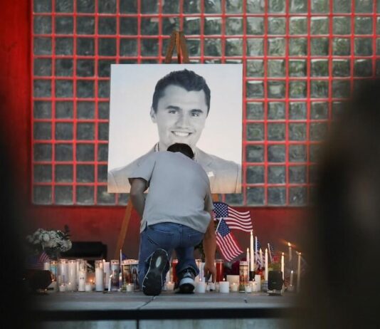 挺川普網紅柯克槍殺案嫌犯落網 柯克遺孀誓延續志業永不屈服