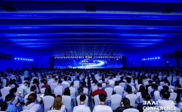 第八届“北京智源大会”在中关村国际创新中心开幕